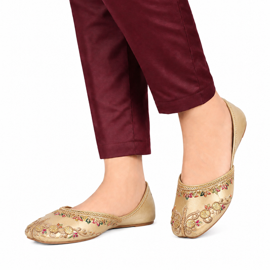 Women's Golden Embroidered Khussa