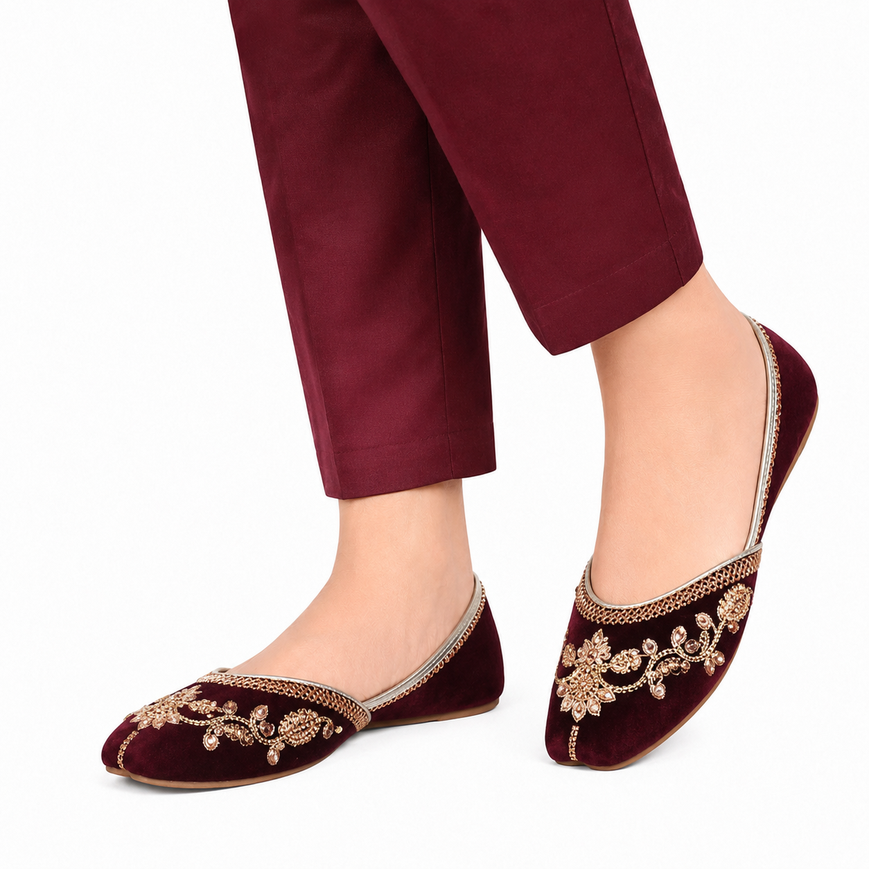 Women's Maroon Velvet Golden Khussa